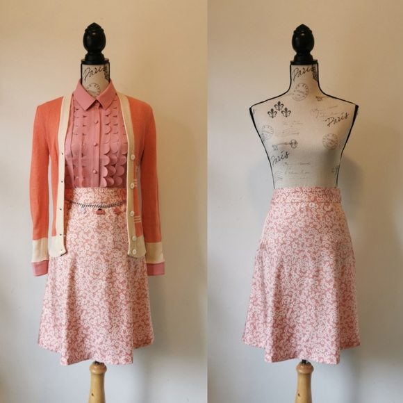 Marc Jacobs Dresses & Skirts - Marc Jacobs silk floral skirt